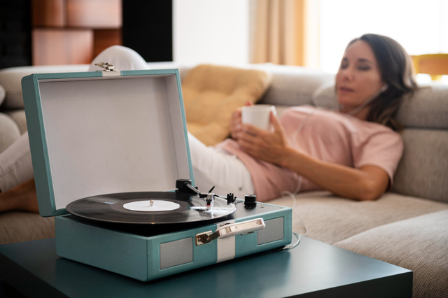 suitcase record player